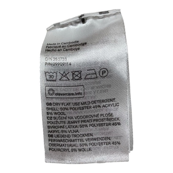 Women’s H&M Chunky Cable Knit Cropped Sweater - Picture 4 of 4